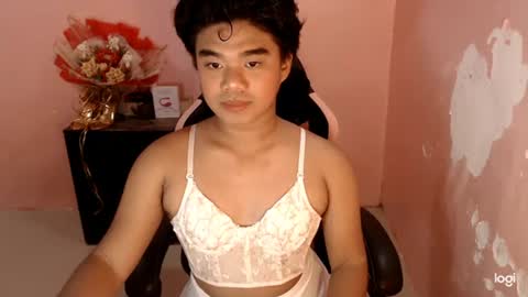 mealopezcumz69 online show from June 22, 1:30 pm