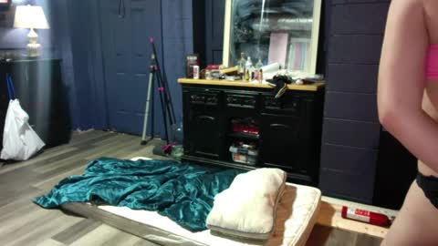 meghan online show from September 29, 10:09 pm