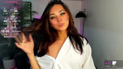 meiluxe online show from June 6, 1:18 pm