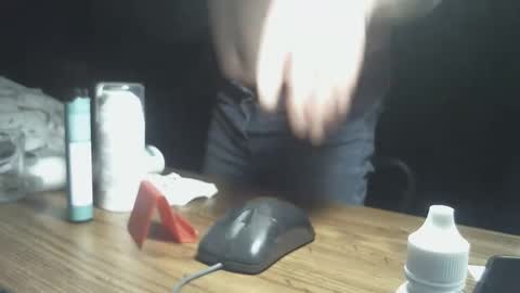 Snapshot of memberjames chatting on January 31, 4:03 am I am usually high and horny...lol online show from January 31, 4:03 am