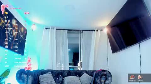 miapink_ofi_ online show from December 16, 11:32 pm