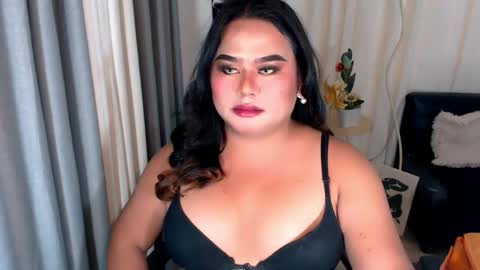 michaelagoddess online show from March 25, 7:07 pm
