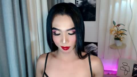 michaelagoddess online show from April 21, 6:03 pm