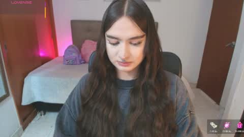 Miley online show from April 18, 1:46 pm