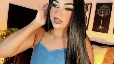 miss_zz online show from October 3, 5:35 pm