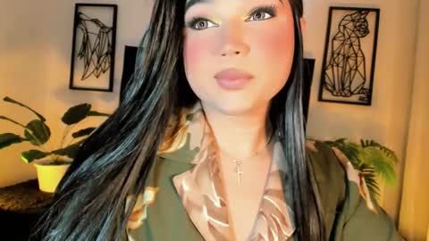 miss_zz online show from January 31, 9:13 pm