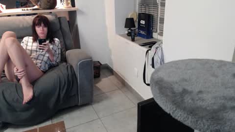 missthon online show from November 29, 7:54 am