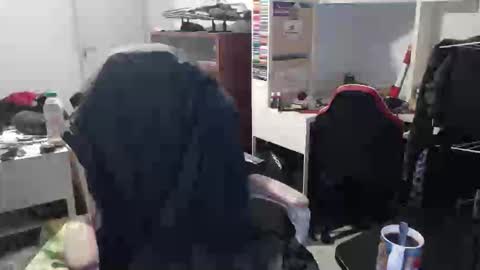 missthon online show from March 11, 11:36 am