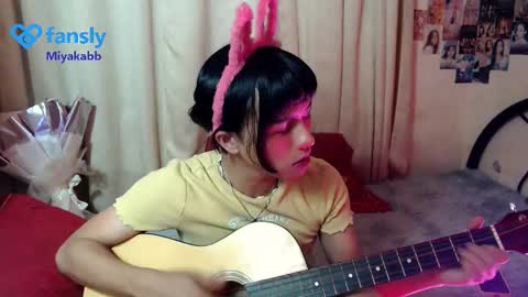 Miyakabebe online show from March 27, 8:17 am