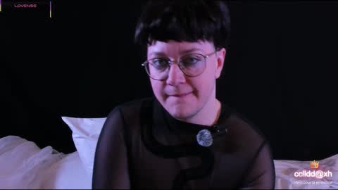 Cernos online show from October 14, 8:42 pm