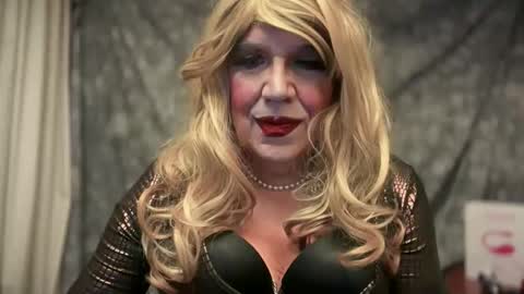 mskarentoy online show from November 17, 12:32 am