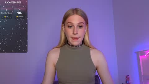 Dana online show from December 8, 4:39 pm