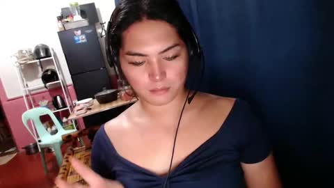 SUPPORT GODDESS TRISHA  AND DONT FORGET TO FOLLOW ME online show from March 31, 4:53 pm