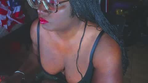 Naomi online show from May 13, 7:39 am