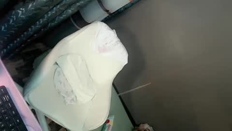 MERA DONT FORGET TO FOLLOW ME AND GIVE ME THUMBS UP online show from January 17, 3:43 pm