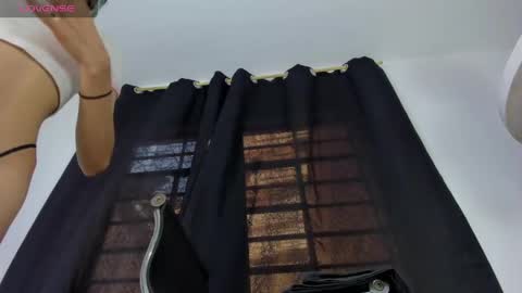 Nathaly online show from March 31, 5:04 pm