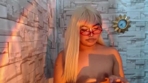 naughty_ursula21xxx online show from January 28, 12:00 pm