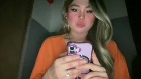 Rose Wilson online show from June 2, 3:36 pm