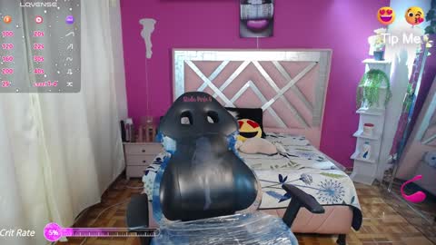 nayleah online show from February 6, 4:10 am