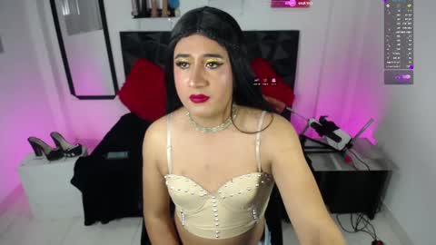 nayleah online show from September 22, 7:02 am