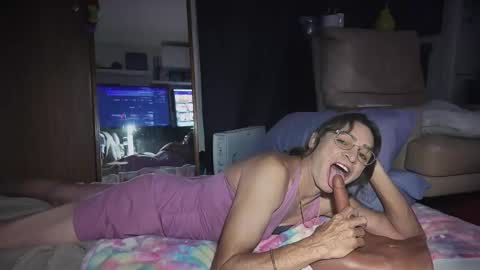Hi Im CJ online show from March 28, 10:50 am