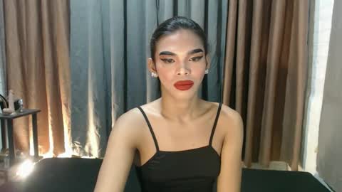 neomi online show from February 13, 11:01 pm