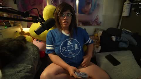 NyxRaven online show from December 14, 12:44 pm