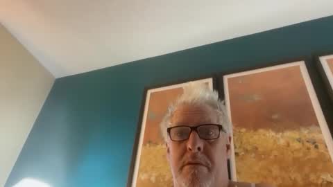 olderyeterotic online show from March 30, 12:00 am