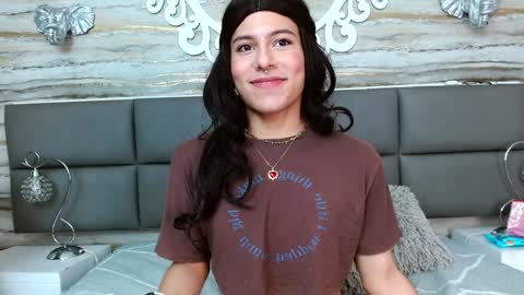 Snapshot of oliver__brown chatting on January 5, 10:50 pm Oliver online show from January 5, 10:50 pm