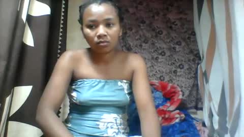 oooozafiette online show from July 3, 10:32 am