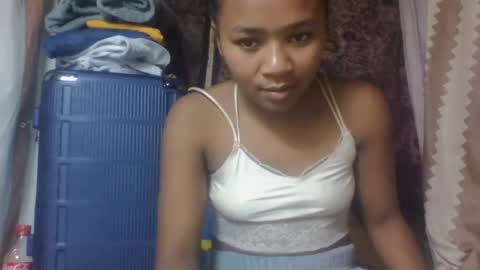 oooozafiette online show from July 24, 10:14 am