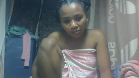 oooozafiette online show from August 1, 11:44 am