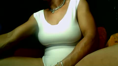 PAOLLA 23CM online show from March 18, 3:19 am