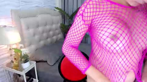 patricia_miller08 online show from November 23, 8:27 am