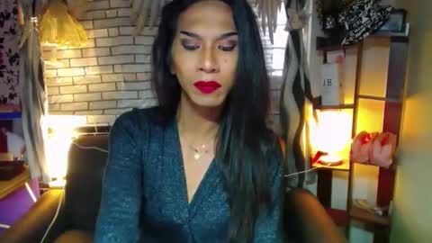 paulaontop online show from December 8, 12:02 am