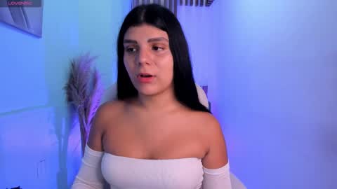 Paulina Belle online show from January 18, 2:36 pm
