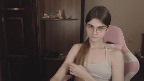 Farida online show from December 23, 3:18 am