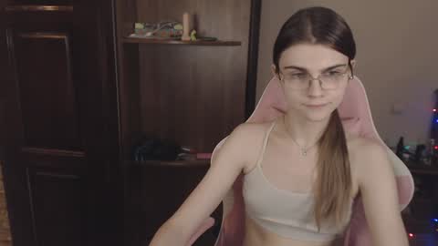 Farida online show from January 8, 2:46 am