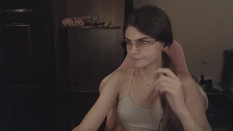 Farida online show from February 13, 1:11 am