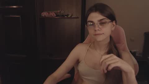 Farida online show from February 21, 1:55 am