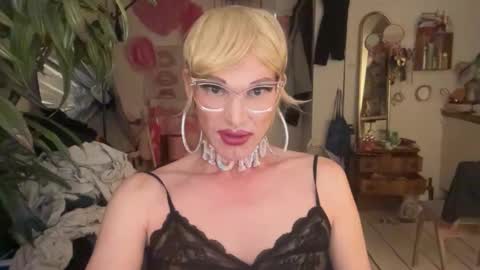 pinkfag online show from April 13, 3:05 pm