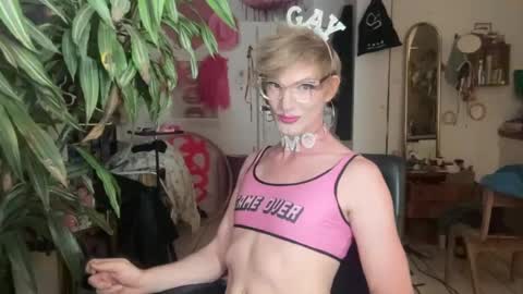 pinkfag online show from July 3, 3:07 pm