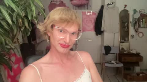 pinkfag online show from July 12, 12:42 pm