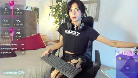 cris online show from December 29, 3:33 am