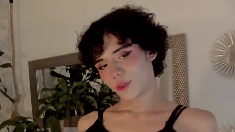 cris online show from February 7, 3:34 am