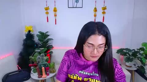 Ploysai online show from January 15, 10:14 am