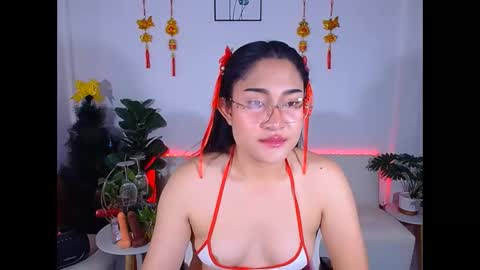 Ploysai online show from February 12, 8:31 am