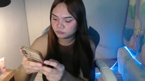 prettygurl25 online show from July 10, 6:23 pm