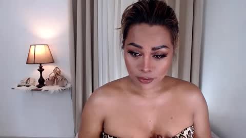 princessyanzy1 online show from February 24, 7:11 am