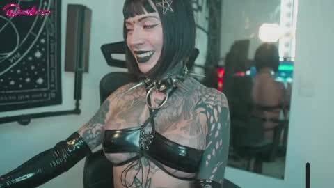 punkyfoxx online show from August 1, 9:37 pm